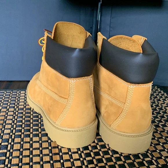 Timberland Waterproof Size 6 Junior’s Boots NEW - Picture 6 of 8